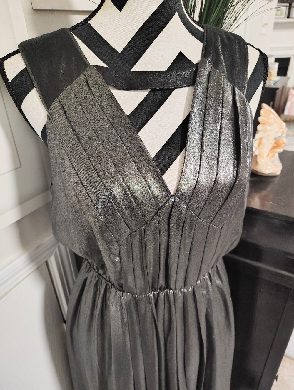 NWT BCBGeneration Metallic Silver & Black Maxi Dress Plunge V-Neck Women's Small - Picture 2 of 12